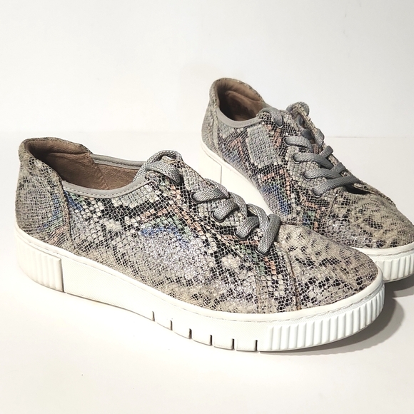 SOUL Naturalizer Shoes - SOUL Naturalizer Python Topaz2 Oxford Shimmer Snakeskin Sneakers Size 9.5